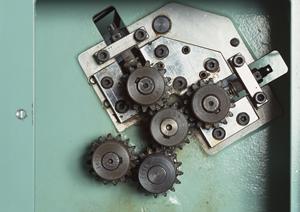 シルクスクリーン印刷機のメンテナンス